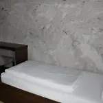 Louis Hotel 3*